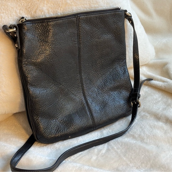 Kate Spade Vintage Leather Crossbody Bag - Picture 4 of 9